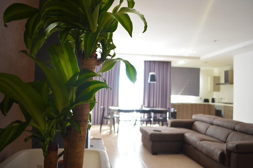 Hepburn Holiday Apartment Birżebbuġa Eksteriør billede